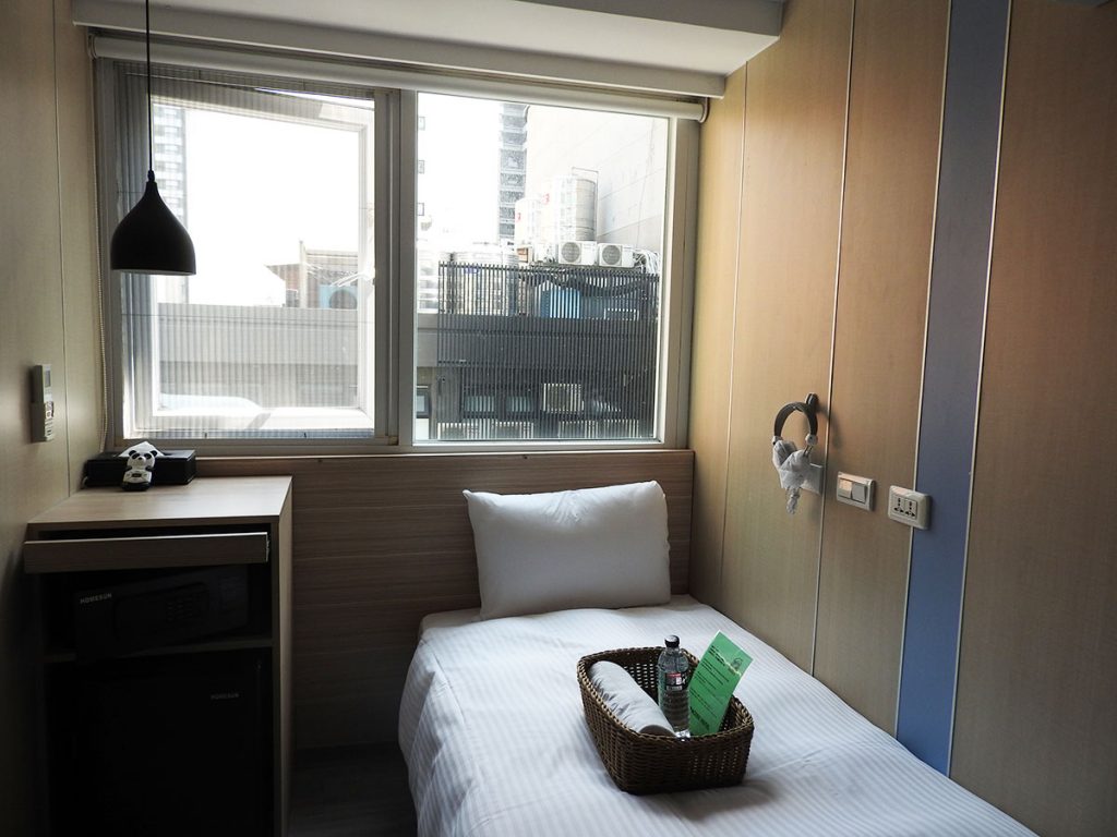Single Room at Poshpacker Hotel in Taipei, Taiwan
