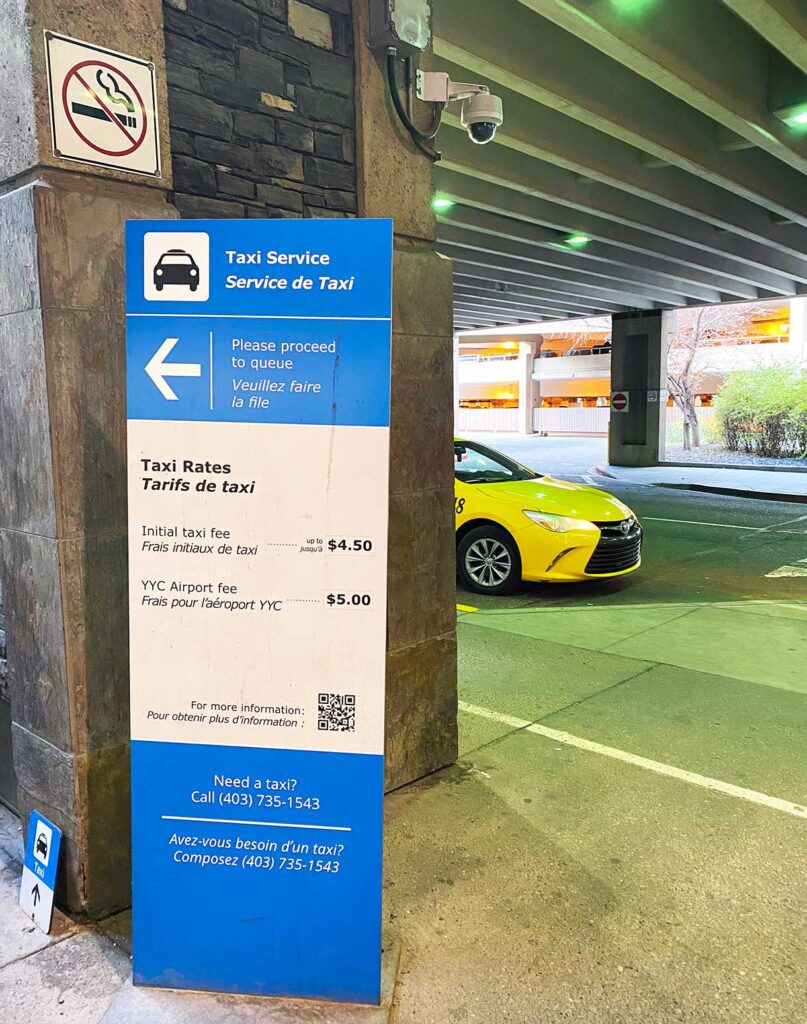 How to take a taxi from the Calgary airport to downtown